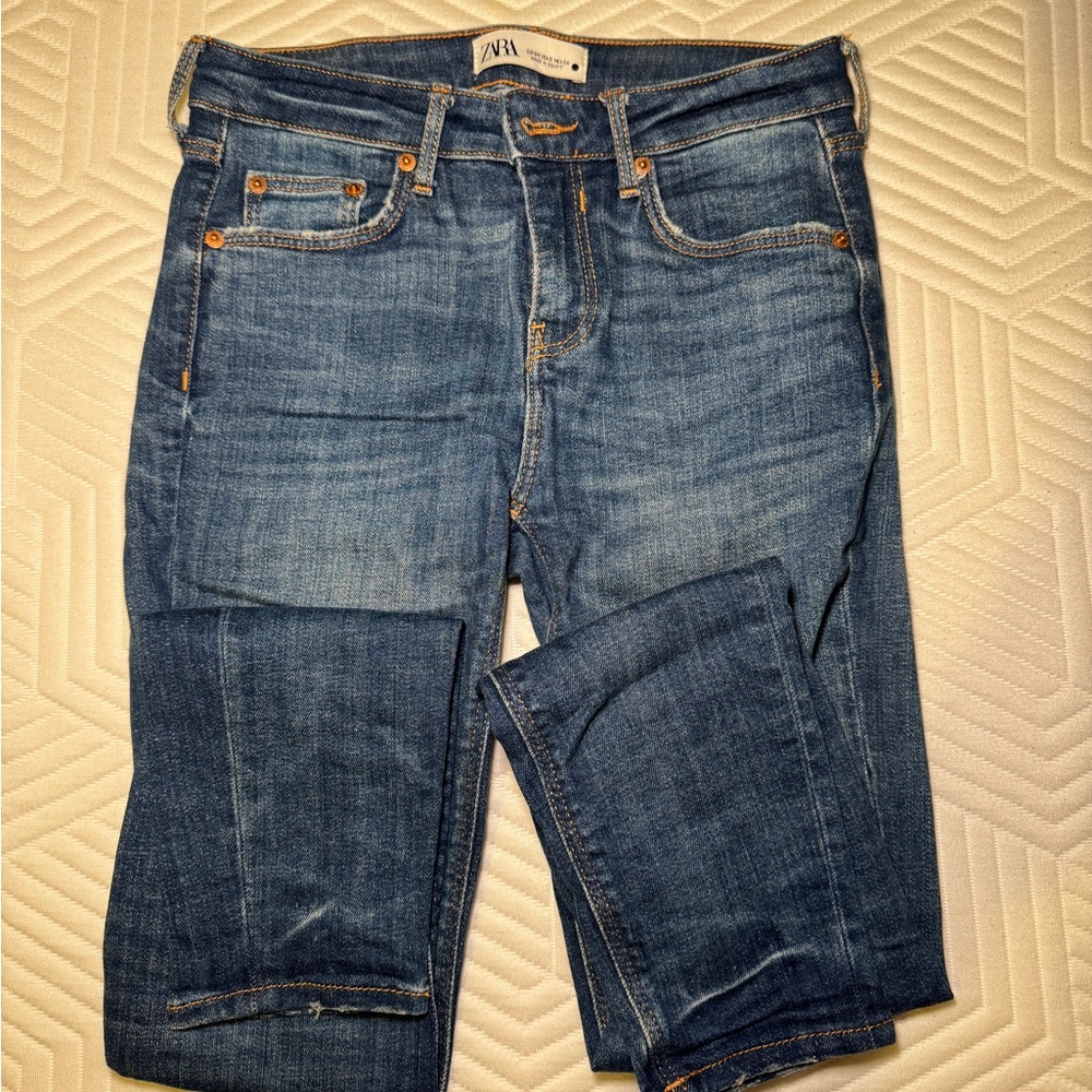 Zara Vintage Blue Wash Skinny Jeans